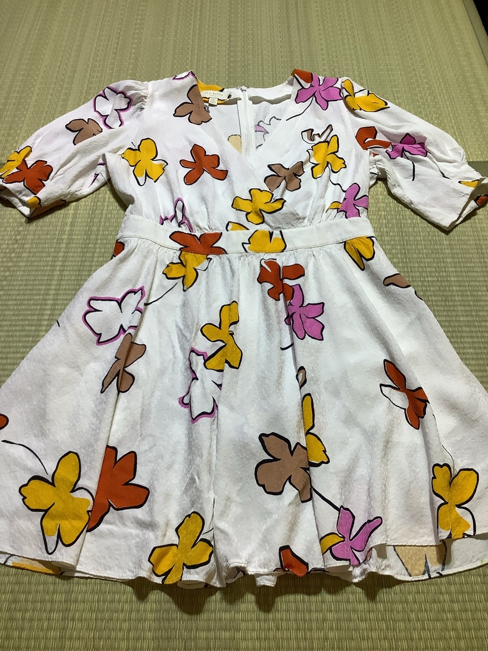 Ted Baker Wesllie White floral short sleeve v-neck mini dress